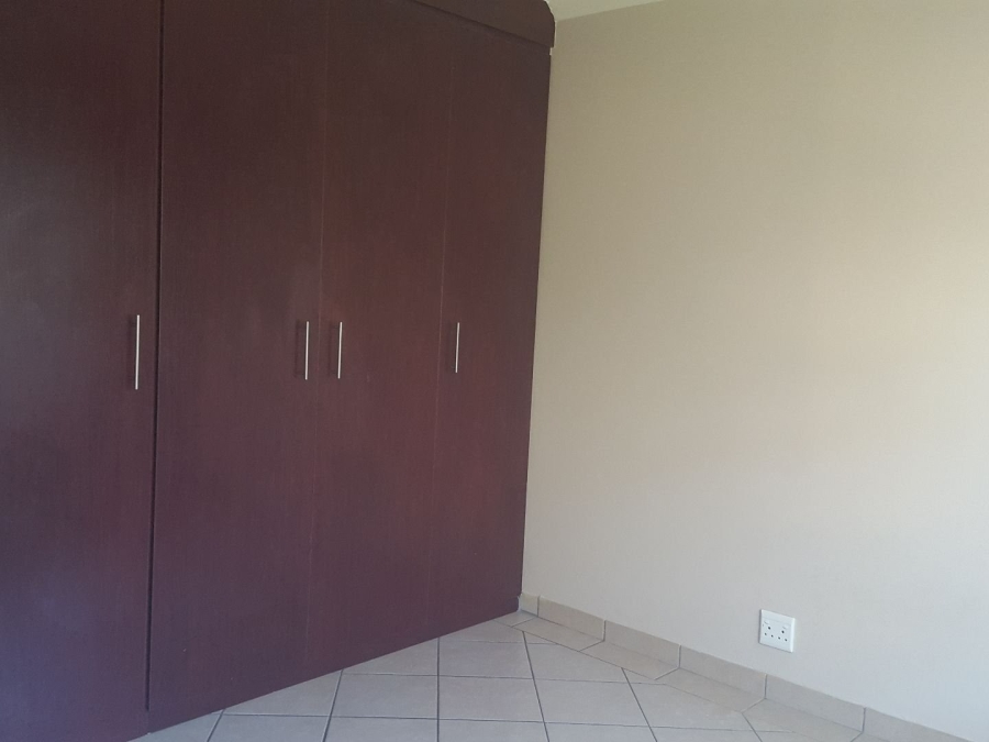 2 Bedroom Property for Sale in Potchefstroom North West
